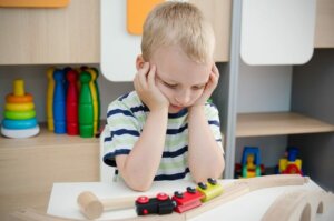 Hva er en roe-seg-ned-krukke og hvordan lage den?