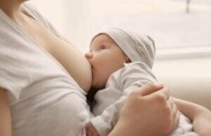 Effektene mastitt (brystbetennelse) har på spedbarn