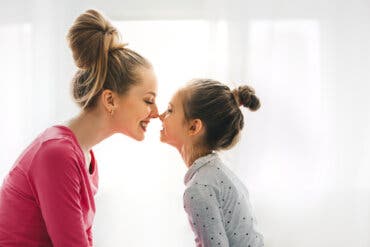 15 sitater om den vakre opplevelsen av å være mor