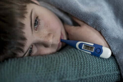 Vokser barn når de har feber?
