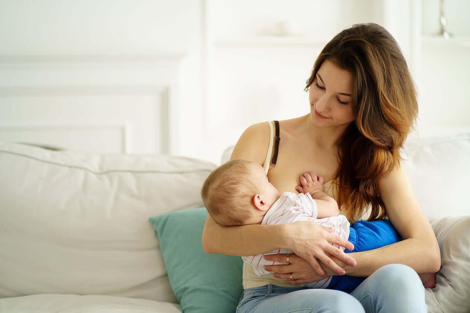 Babyens medfødte reflekser: Hva du bør vite
