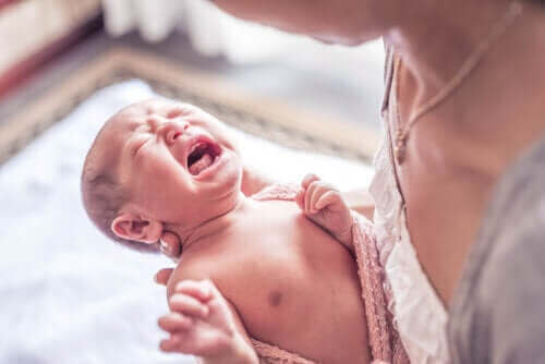Postpartum angst i løpet av de første månedene av babyens liv