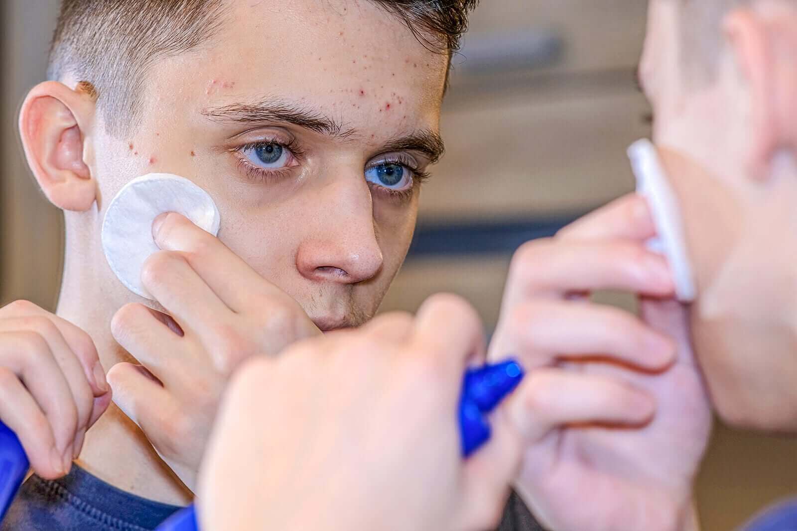 10 hudpleietips for tenåringer
