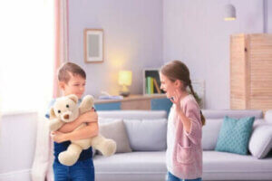 Hvis barna dine alltid krangler, kan du prøve disse verktøyene