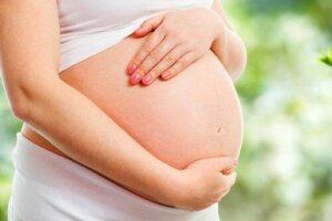 Magen din under graviditeten: Hva DU trenger å vite