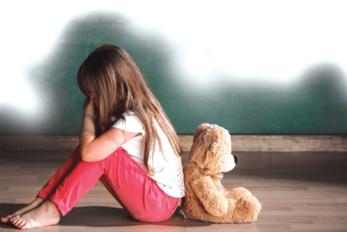 Hva kan utløse personlighetsforstyrrelser hos barn?