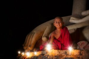 30 navn med buddhistisk opprinnelse for babygutter
