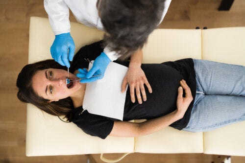 5 nøkler til å ta vare på tennene dine under graviditet