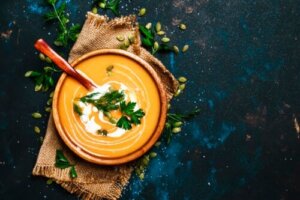3 vegetariske og veganske oppskrifter for barn