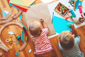 Håndverk for småbarn fra 1 til 3 år