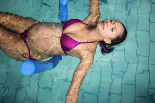 5 øvelser i bassenget for gravide