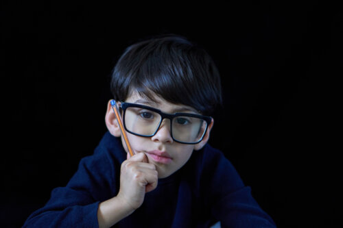 Effektene av asynkroni hos barn som er begavede