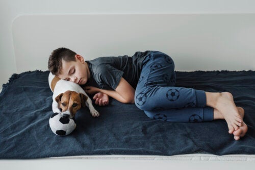 4 fordeler med sport for barns søvn
