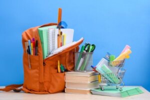 Barnet mitt mister hele tiden skolemateriellet: Hvordan kan jeg hjelpe?