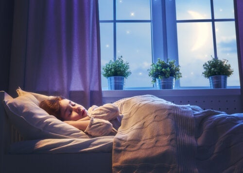 5 tips for å få barnet ditt til å sove for seg selv