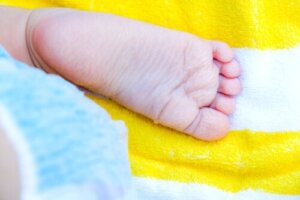 Vorter hos babyer: Årsaker og behandling