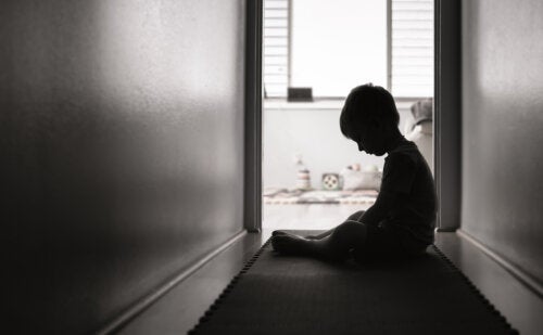 Ensomhet hos barn: Årsaker og konsekvenser