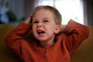 De 5 vanligste utløsende faktorene for raserianfall hos barn